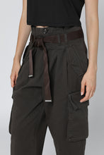 Carica l'immagine nel visualizzatore di Gallery, Pantaloni cargo Ronfare in gabardine