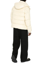 Carica l'immagine nel visualizzatore di Gallery, MONCLER MAYA 70 JACKET - Piumino corto con cappuccio