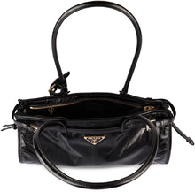 Load image into Gallery viewer, medium leather handbag