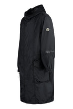 Carica l'immagine nel visualizzatore di Gallery, MONCLER X FRGMT - Parka Fennel in tessuto tecnico