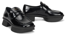 Load image into Gallery viewer, Loafers Re-edition 1999 in leather