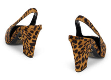Carica l'immagine nel visualizzatore di Gallery, Slingback con stampa animalier e tacco