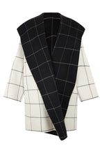Carica l'immagine nel visualizzatore di Gallery, Cappotto reversibile in lana