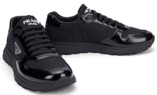 Load image into Gallery viewer, Sneakers Prax 01 in fabric and leather