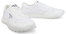 Carica l'immagine nel visualizzatore di Gallery, Sneaker in tessuto con inserti in pelle