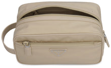 Carica l'immagine nel visualizzatore di Gallery, Beauty case in Re-nylon