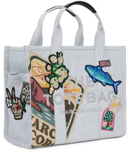 Carica l'immagine nel visualizzatore di Gallery, Borsa tote The Camp Patchwork media in denim