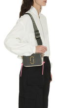Carica l'immagine nel visualizzatore di Gallery, Camera bag The Snapshot in pelle