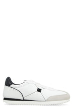 Carica l'immagine nel visualizzatore di Gallery, Valentino Garavani - Sneakers low-top Stud Around in pelle