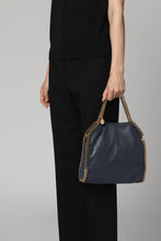 Carica l'immagine nel visualizzatore di Gallery, Mini tote bag Falabella