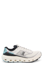 Carica l'immagine nel visualizzatore di Gallery, Sneakers running Cloudvista 3
