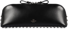 Carica l'immagine nel visualizzatore di Gallery, Valentino Garavani - Clutch Rockstud in pelle