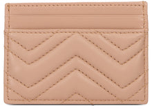 Carica l'immagine nel visualizzatore di Gallery, Portacarte in pelle chevron con logo