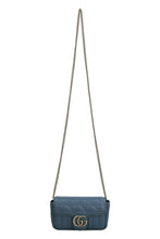 Carica l'immagine nel visualizzatore di Gallery, Mini-bag GG Marmont in pelle matelassé