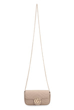 Carica l'immagine nel visualizzatore di Gallery, Mini borsa a tracolla GG Marmont in pelle