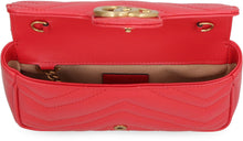Carica l'immagine nel visualizzatore di Gallery, Mini-bag GG Marmont in pelle matelassé