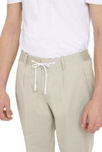 Carica l'immagine nel visualizzatore di Gallery, Pantaloni chino in cotone