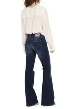 Carica l'immagine nel visualizzatore di Gallery, Blusa-body in seta