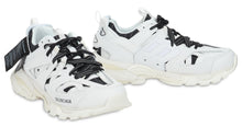 Load image into Gallery viewer, Sneakers Track