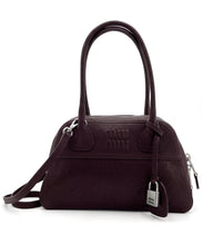 Load image into Gallery viewer, Bowling bag Vivant in suede leather