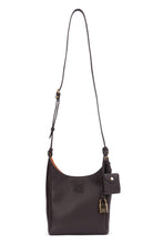 Load image into Gallery viewer, Shoulder bag in leather