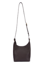 Load image into Gallery viewer, Shoulder bag in leather