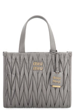 Carica l'immagine nel visualizzatore di Gallery, Shopping bag in pelle