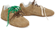Carica l'immagine nel visualizzatore di Gallery, Sneakers New Balance X Miu Miu 530