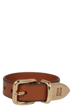 Carica l'immagine nel visualizzatore di Gallery, Bracciale in pelle