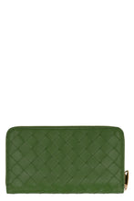 Load image into Gallery viewer, Leather zip-around wallet