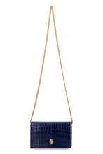 Carica l'immagine nel visualizzatore di Gallery, Clutch Skull in pelle stampa coccodrillo