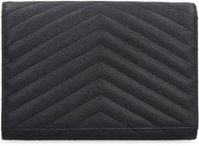 Carica l'immagine nel visualizzatore di Gallery, Clutch Monogram in pelle