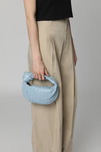 Carica l'immagine nel visualizzatore di Gallery, Borsa Mini Jodie in pelle