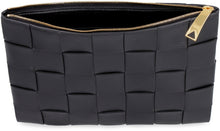 Carica l'immagine nel visualizzatore di Gallery, Pouch in pelle