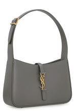 Load image into Gallery viewer, Le 5 à 7 leather shoulder bag