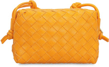 Carica l'immagine nel visualizzatore di Gallery, Camera bag Mini Loop in pelle