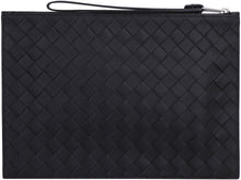 Carica l'immagine nel visualizzatore di Gallery, Pouch in pelle