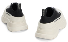 Load image into Gallery viewer, Low-top canvas sneakers