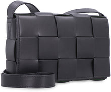 Carica l'immagine nel visualizzatore di Gallery, Messenger bag Cassette in pelle