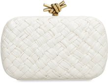 Carica l'immagine nel visualizzatore di Gallery, Pochette Knot in pelle