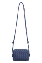 Carica l'immagine nel visualizzatore di Gallery, Camera bag Mini Loop in pelle
