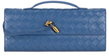 Carica l'immagine nel visualizzatore di Gallery, Clutch Andiamo in nappa intrecciata