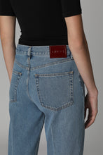 Carica l'immagine nel visualizzatore di Gallery, Jeans straight leg a 5 tasche