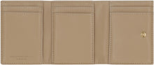 Carica l'immagine nel visualizzatore di Gallery, Portafoglio Tri-Fold Falabella