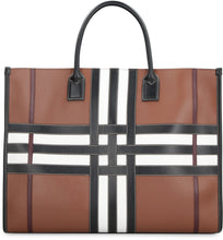 Carica l'immagine nel visualizzatore di Gallery, Tote bag in pelle