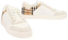 Carica l'immagine nel visualizzatore di Gallery, Sneakers bianco panna in pelle, pelle scamosciata e pattern a quadri
