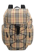 Carica l'immagine nel visualizzatore di Gallery, Zaino Murray in nylon motivo Vintage check