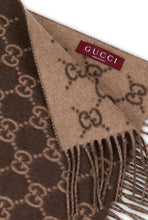 Carica l'immagine nel visualizzatore di Gallery, Sciarpa in cashmere GG