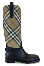 Carica l'immagine nel visualizzatore di Gallery, Stivali in gomma con motivo tartan