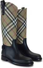 Carica l'immagine nel visualizzatore di Gallery, Stivali in gomma con motivo tartan